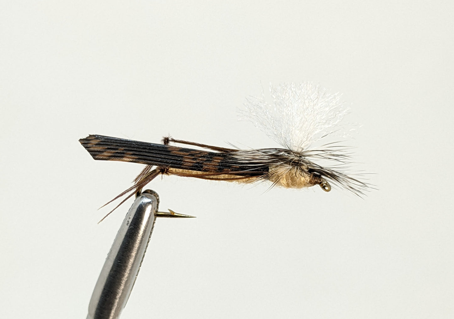 Parachute Hopper Natural Fly fishing fly. Dry, subsurface and nymph flies for anglers and fisherman. All the flies you need for sale online. Flies to buy online. Online fly fishing supplies. Catch fish with flies from Frontier Flies.