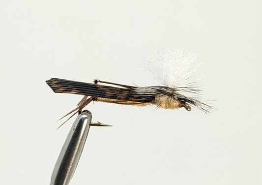 Parachute Hopper Natural Fly fishing fly. Dry, subsurface and nymph flies for anglers and fisherman. All the flies you need for sale online. Flies to buy online. Online fly fishing supplies. Catch fish with flies from Frontier Flies.